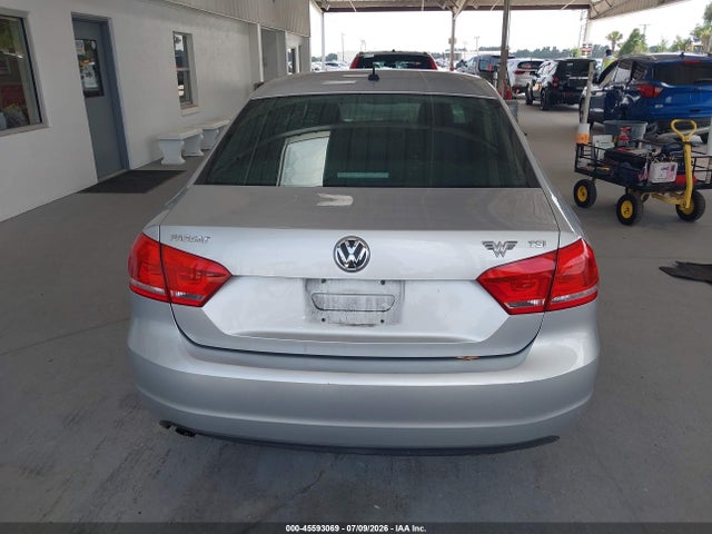 45593069 :رقم المزاد ، 1VWAT7A38FC064384 vin ، 2015 Volkswagen Passat 1.8t S مزاد بيع