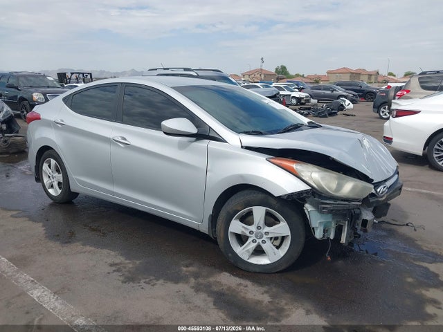 Продаж на аукціоні авто 2013 Hyundai Elantra Gls, vin: KMHDH4AE0DU954463, номер лоту: 45593108