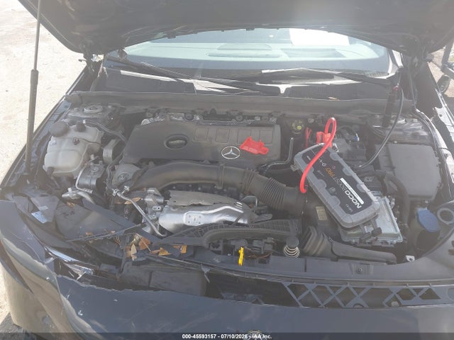 W1K3G4EB8LJ206178 Mercedes-Benz A 220