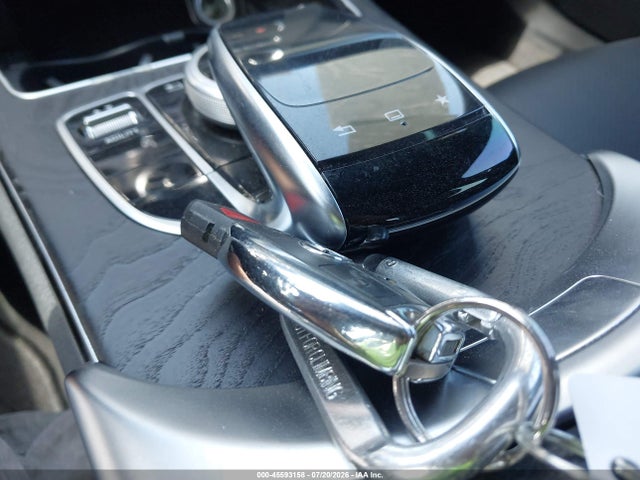 Aukcja sprzedaży 2015 Mercedes-benz C 400 4matic, vin: 55SWF6GB8FU041021, numer aukcji: 45593158