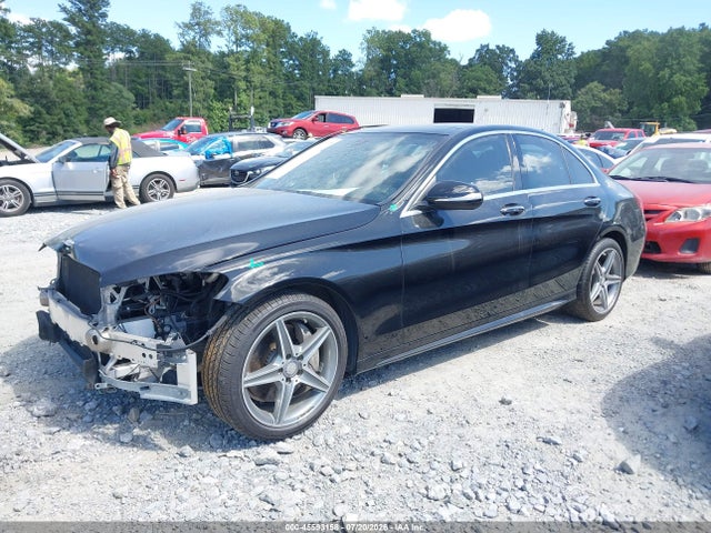 Aukcja sprzedaży 2015 Mercedes-benz C 400 4matic, vin: 55SWF6GB8FU041021, numer aukcji: 45593158