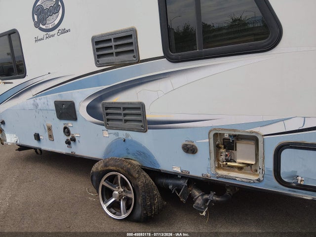Forest River Cch 2017 4X4TRP712H2013093 Image 6