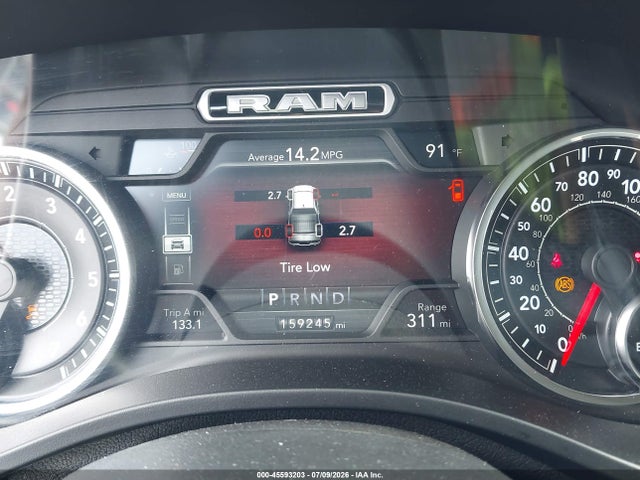 45593203 :رقم المزاد ، 1C6SRFJT1KN787032 vin ، 2019 Ram 1500 Laramie مزاد بيع