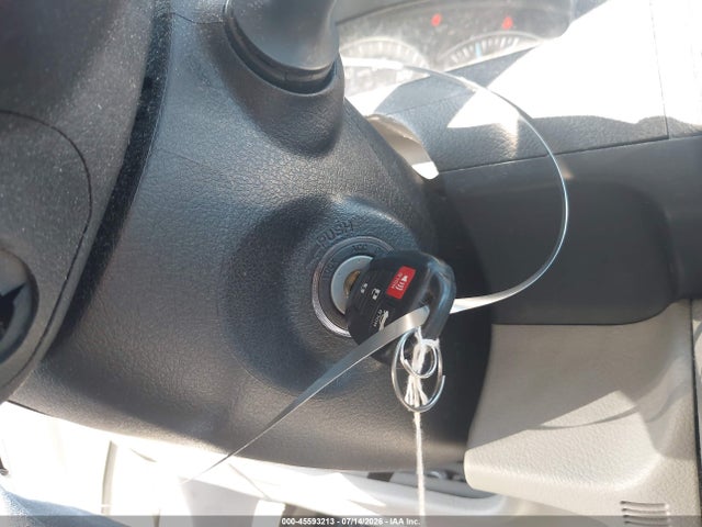 45593213 :رقم المزاد ، 4T1BF1FK5CU187069 vin ، 2012 Toyota Camry Le مزاد بيع