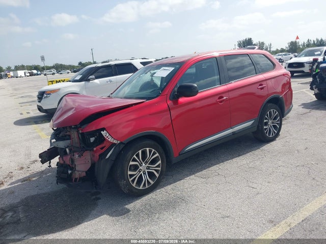 45593220 :رقم المزاد ، JA4AD2A36HZ050769 vin ، 2017 Mitsubishi Outlander Es مزاد بيع