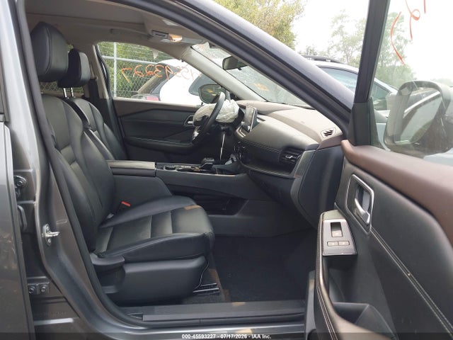45593227 :رقم المزاد ، 5N1AT3BB6MC673094 vin ، 2021 Nissan Rogue Sv Intelligent Awd مزاد بيع