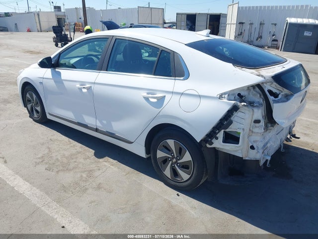 2017 Hyundai Ioniq Hybrid Sel მანქანა იყიდება აუქციონზე, vin: KMHC75LC8HU018886, აუქციონის ნომერი: 45593231
