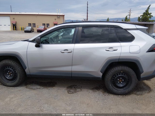 45593282 :رقم المزاد ، 2T3F1RFV3LC083276 vin ، 2020 Toyota Rav4 Le مزاد بيع