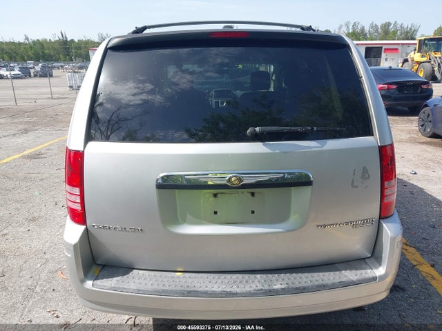 45593375 :رقم المزاد ، 2A4RR5D10AR230510 vin ، 2010 Chrysler Town & Country Touring مزاد بيع