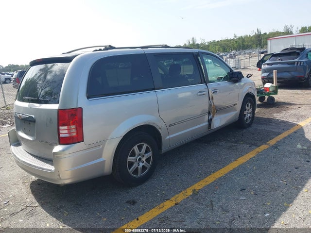 45593375 :رقم المزاد ، 2A4RR5D10AR230510 vin ، 2010 Chrysler Town & Country Touring مزاد بيع