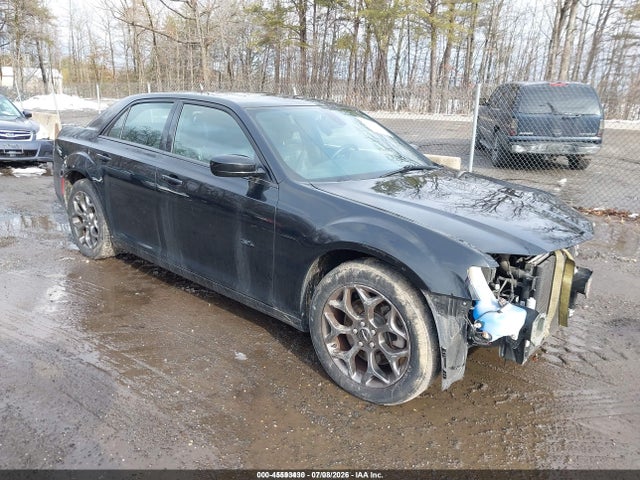 2015 Chrysler 300 S მანქანა იყიდება აუქციონზე, vin: 2C3CCAGG8FH787026, აუქციონის ნომერი: 45593430