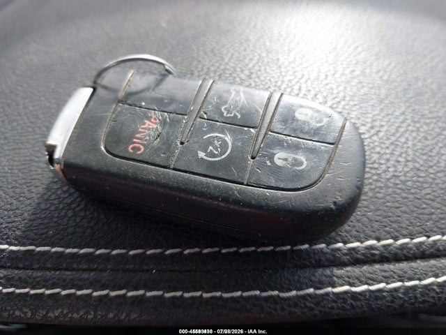 2015 Chrysler 300 S მანქანა იყიდება აუქციონზე, vin: 2C3CCAGG8FH787026, აუქციონის ნომერი: 45593430