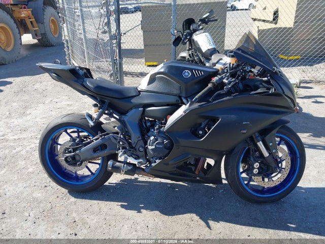 Продажа на аукционе авто 2023 Yamaha Yzfr7, vin: JYARM38E6PA004809, номер лота: 45593501