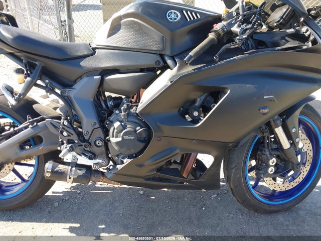 Продажа на аукционе авто 2023 Yamaha Yzfr7, vin: JYARM38E6PA004809, номер лота: 45593501