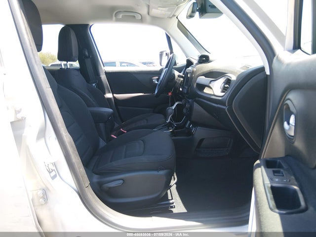 ZACCJABB0JPH88238 Jeep Renegade Latitude Fwd