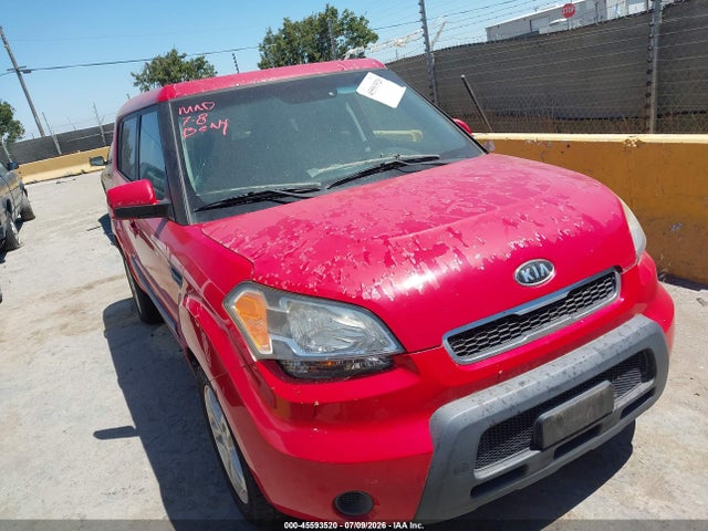 Auction sale of the 2011 Kia Soul +, vin: KNDJT2A24B7239052, lot number: 45593520