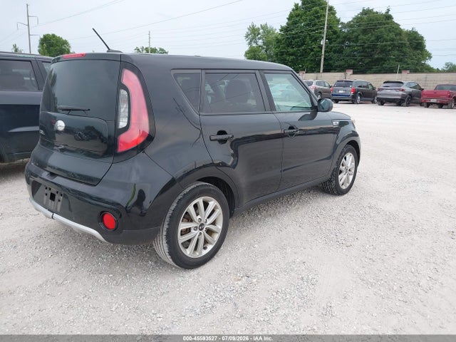 KIA SOUL + 2018 KNDJP3A54J7574007 Image 4