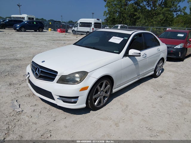 Продаж на аукціоні авто 2014 Mercedes-benz C 350 Sport, vin: WDDGF5HB6EA901218, номер лоту: 45593565