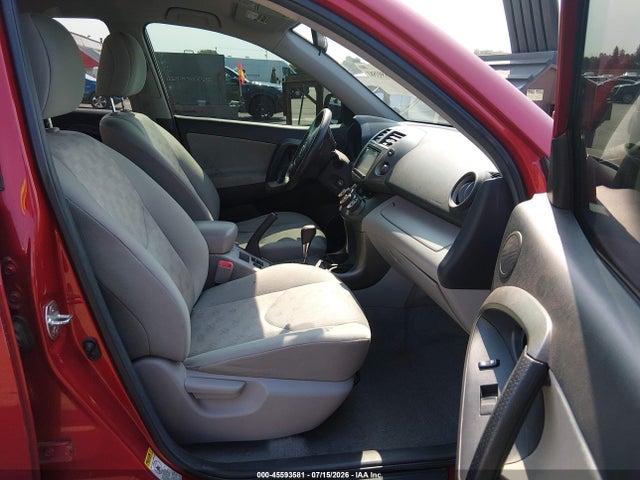 45593581 :رقم المزاد ، 2T3BF4DV4BW114442 vin ، 2011 Toyota Rav4 مزاد بيع