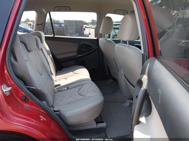 45593581 :رقم المزاد ، 2T3BF4DV4BW114442 vin ، 2011 Toyota Rav4 مزاد بيع