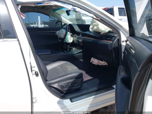 2014 Lexus Es 350 მანქანა იყიდება აუქციონზე, vin: JTHBK1GGXE2113072, აუქციონის ნომერი: 45593588