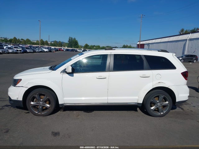3C4PDCGG6FT698360 Dodge Journey Crossroad