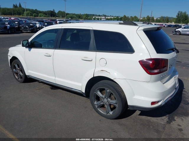3C4PDCGG6FT698360 Dodge Journey Crossroad