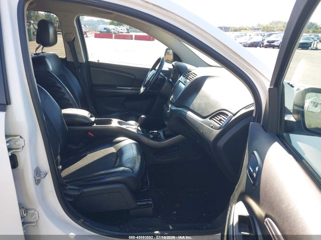 3C4PDCGG6FT698360 Dodge Journey Crossroad