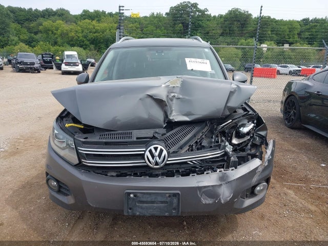 Продажа на аукционе авто 2016 Volkswagen Tiguan Se, vin: WVGBV7AX1GW531452, номер лота: 45593604