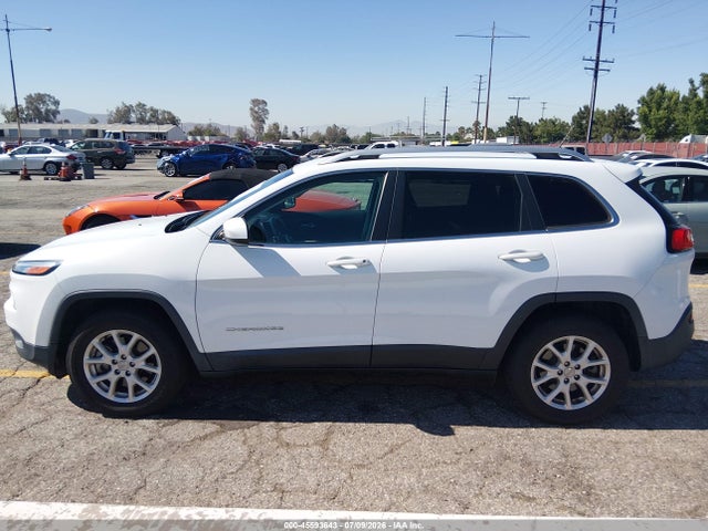 Jeep Cherokee Latitude 4x4 2018 1C4PJMCB0JD528566 Image 17