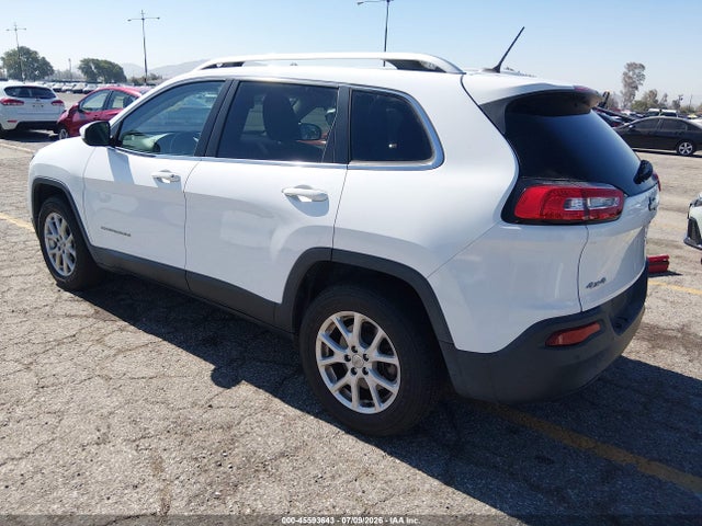 Jeep Cherokee Latitude 4x4 2018 1C4PJMCB0JD528566 Image 3