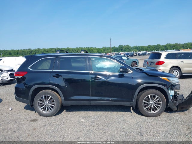 Продаж на аукціоні авто 2019 Toyota Highlander Xle, vin: 5TDJZRFH2KS565183, номер лоту: 45593653
