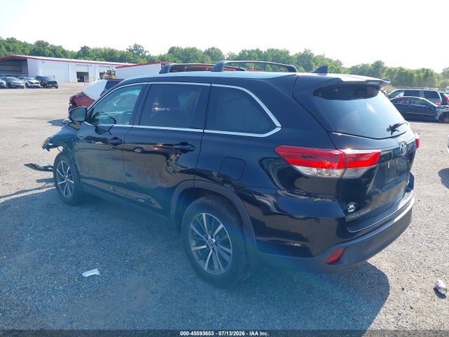 Продаж на аукціоні авто 2019 Toyota Highlander Xle, vin: 5TDJZRFH2KS565183, номер лоту: 45593653