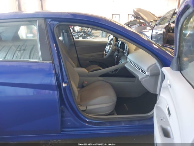 45593655 :رقم المزاد ، 5NPLL4AG5MH044186 vin ، 2021 Hyundai Elantra Se مزاد بيع