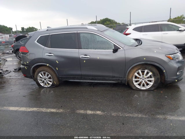 Продажа на аукционе авто 2017 Nissan Rogue Sv, vin: JN8AT2MV9HW279927, номер лота: 45593660