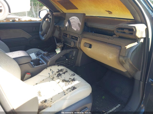 Продаж на аукціоні авто 2026 Toyota Tacoma Limited, vin: 3TMLB5JN6TM239147, номер лоту: 45593679