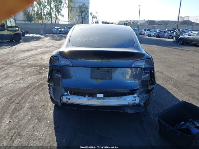 Продажа на аукционе авто 2025 Tesla Model Y Long Range Dual Motor All-wheel Drive, vin: 7SAYGAEEXSF246232, номер лота: 45593686