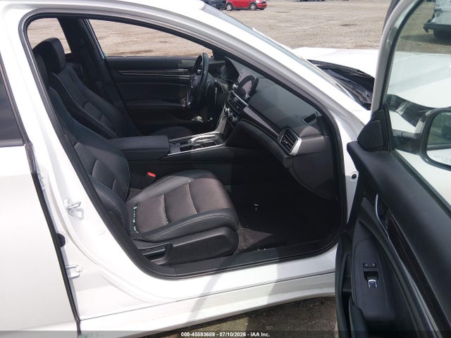 Продажа на аукционе авто 2022 Honda Accord Sport 2.0t, vin: 1HGCV2F36NA007694, номер лота: 45593689
