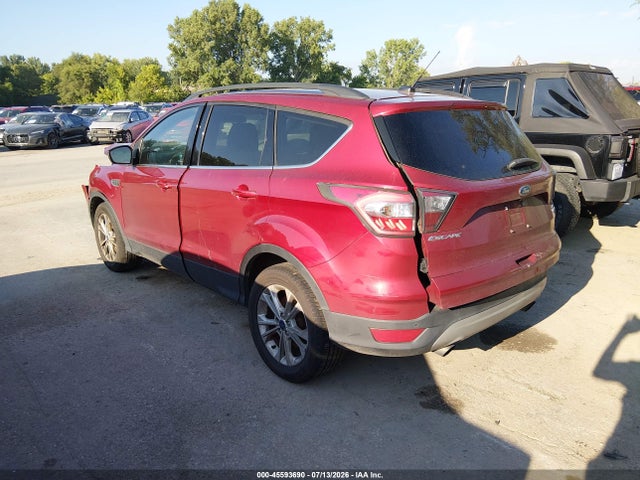 Продажа на аукционе авто 2017 Ford Escape Se, vin: 1FMCU9GD5HUB22657, номер лота: 45593690