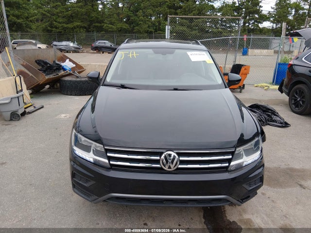 45593694 :رقم المزاد ، 3VV3B7AX1MM103279 vin ، 2021 Volkswagen Tiguan 2.0t Se/2.0t Se R-line Black/2.0t Sel مزاد بيع