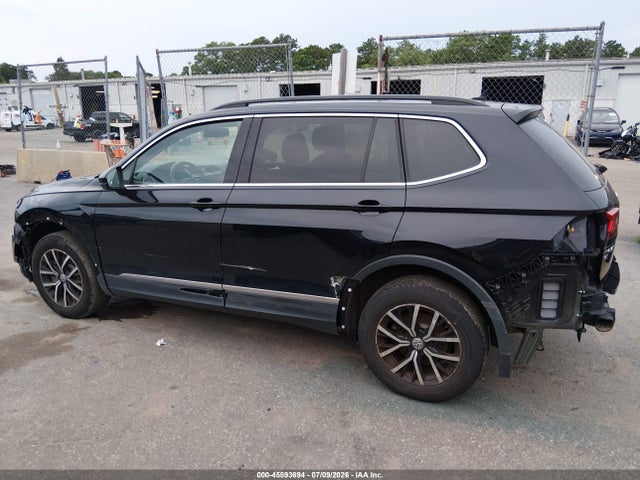 45593694 :رقم المزاد ، 3VV3B7AX1MM103279 vin ، 2021 Volkswagen Tiguan 2.0t Se/2.0t Se R-line Black/2.0t Sel مزاد بيع