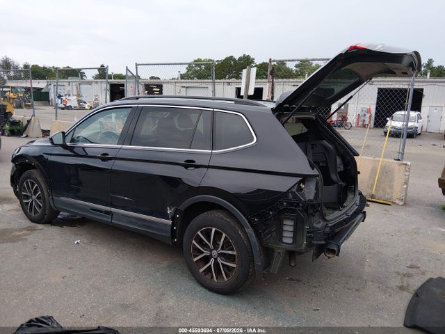 45593694 :رقم المزاد ، 3VV3B7AX1MM103279 vin ، 2021 Volkswagen Tiguan 2.0t Se/2.0t Se R-line Black/2.0t Sel مزاد بيع
