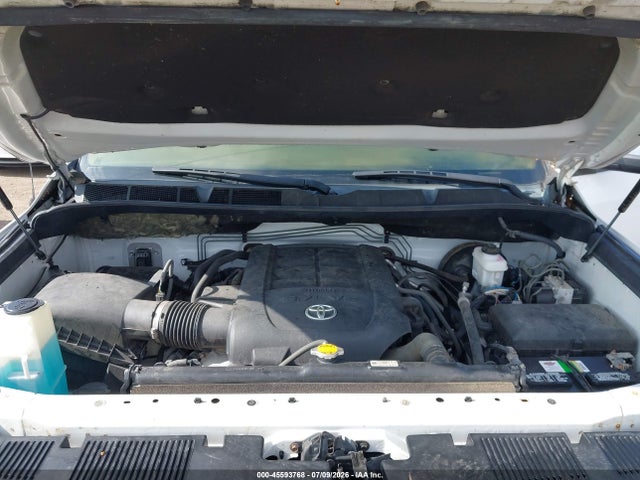 5TFBY5F15EX364699 Toyota Tundra Limited 5.7l V8