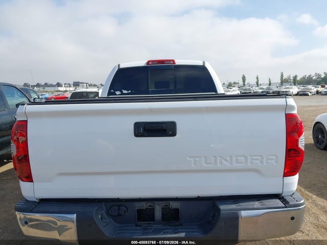 5TFBY5F15EX364699 Toyota Tundra Limited 5.7l V8