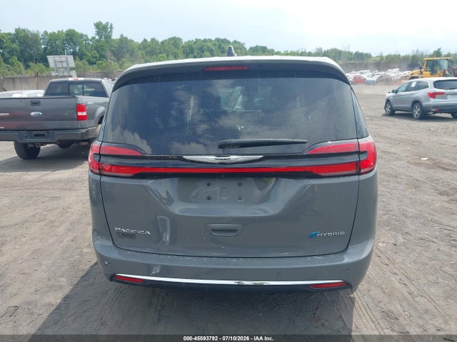 2023 Chrysler Pacifica Hybrid Touring L მანქანა იყიდება აუქციონზე, vin: 2C4RC1L75PR588975, აუქციონის ნომერი: 45593792