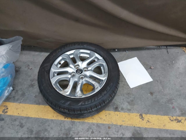 3MYDLBYV8JY321555 Toyota YARIS IA