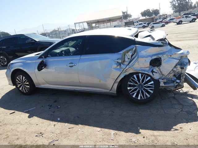 1N4BL4DV1RN360879 Nissan Altima Sv Fwd
