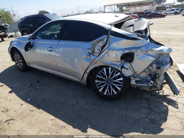 1N4BL4DV1RN360879 Nissan Altima Sv Fwd