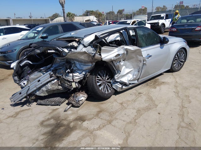 1N4BL4DV1RN360879 Nissan Altima Sv Fwd