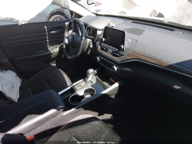 1N4BL4DV1RN360879 Nissan Altima Sv Fwd